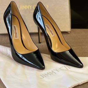 Jimmy Choo Romy 100

Black Patent Leather Pointy Toe Pumps